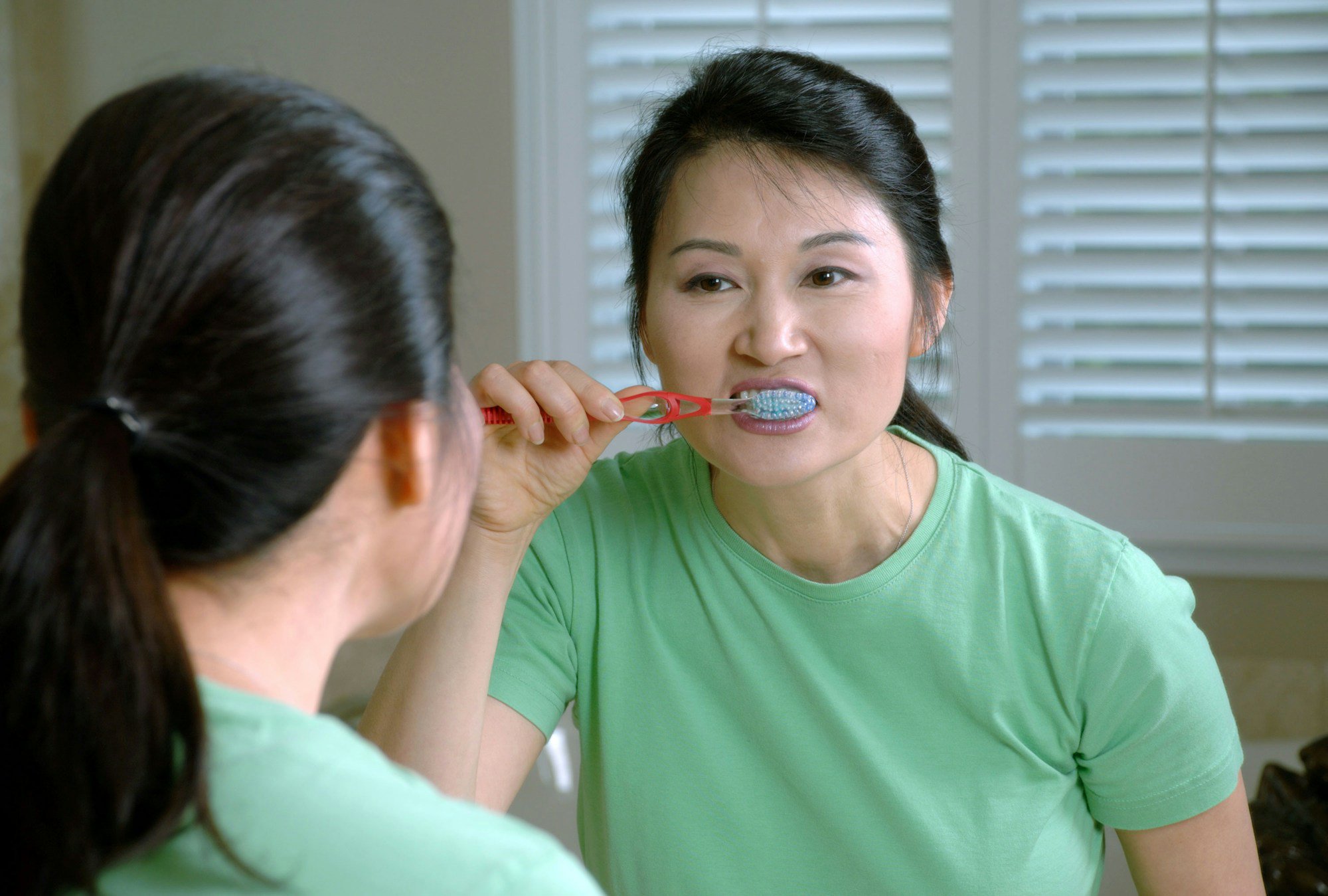 ​What Your Mouthwash Label Can Teach You About Your Drinking Water cover
